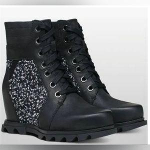 SOREL Joan of Artic Lexie Wedge III waterproof leather boot 8.5 NIB